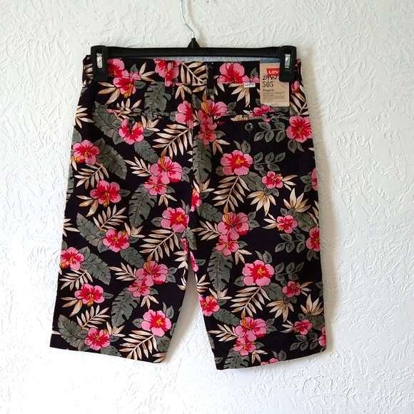 Levi's Tropical Chino Shorts NWT - Picture 4 of 7
